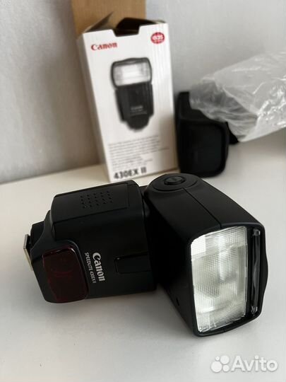 Вспышка Canon 430EX II