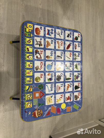 Детский столик