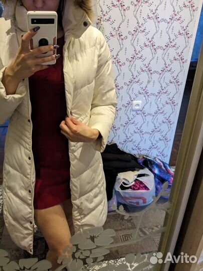Продам весенний пуховик бу