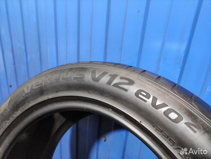 Hankook Ventus V12 Evo2 K120 225/50 R18