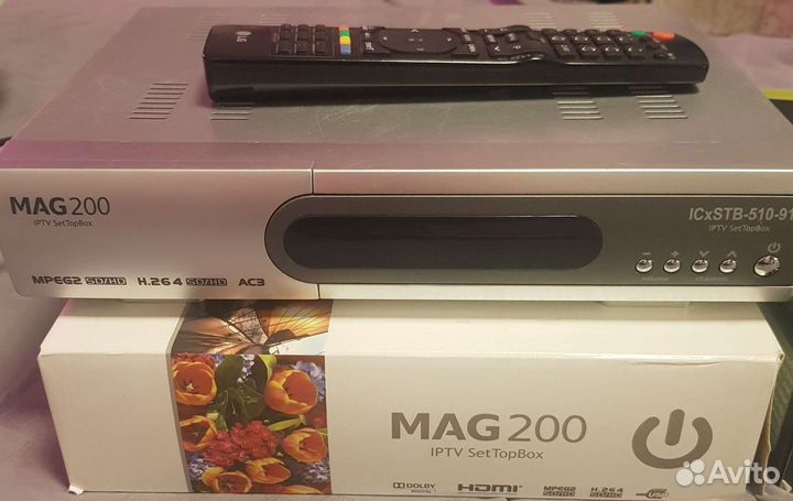 Тв-приставка MAG 200 и маршрутизатор D-Link DIR-10