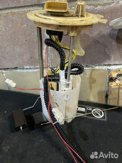 Топливный насос Nissan X-Trail T32 1.6 R9M