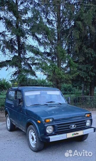 LADA 4x4 (Нива) 1.6 МТ, 2001, 199 999 км