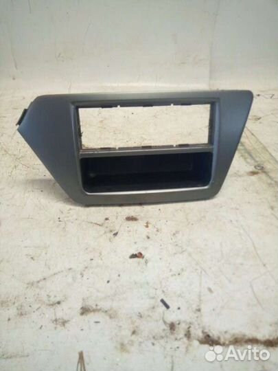 Рамка для магнитолы Киа Рио 3