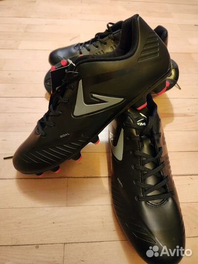 Футбольные бутсы demix новые 44 и 45 размер