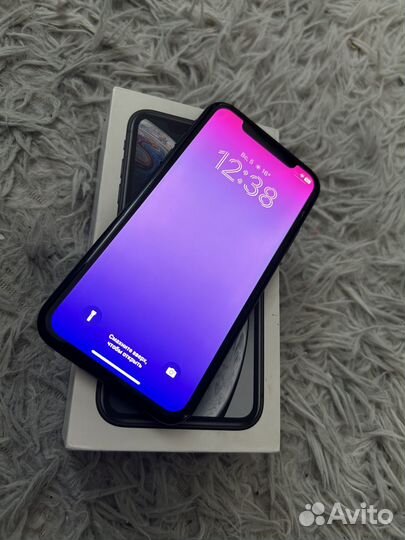 iPhone Xr, 64 ГБ