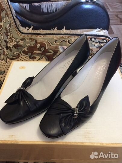 Продам туфли