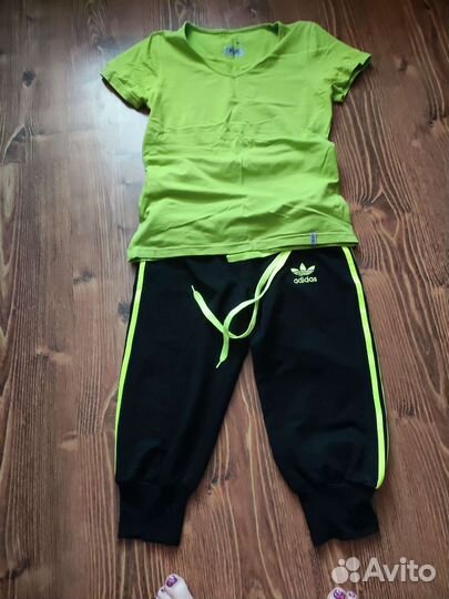 Спортивный костюм женский