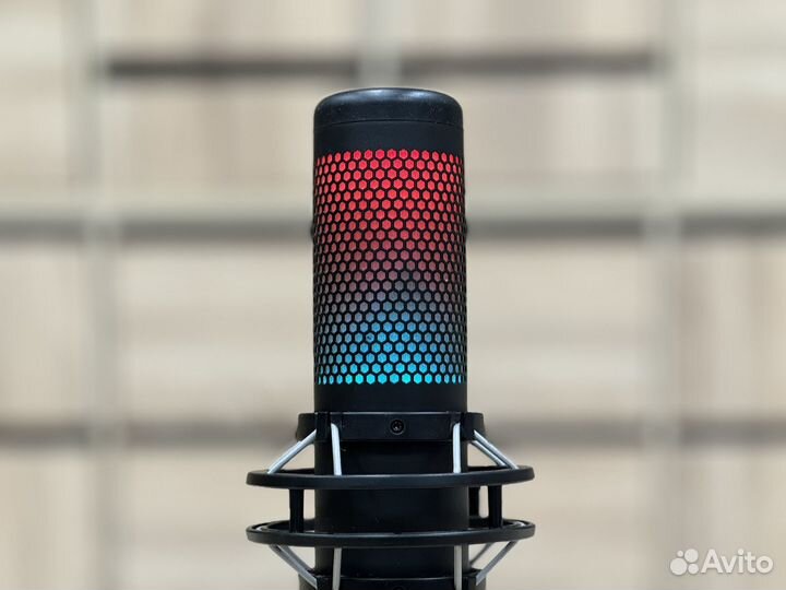 Микрофор Hyperx Quadcast S