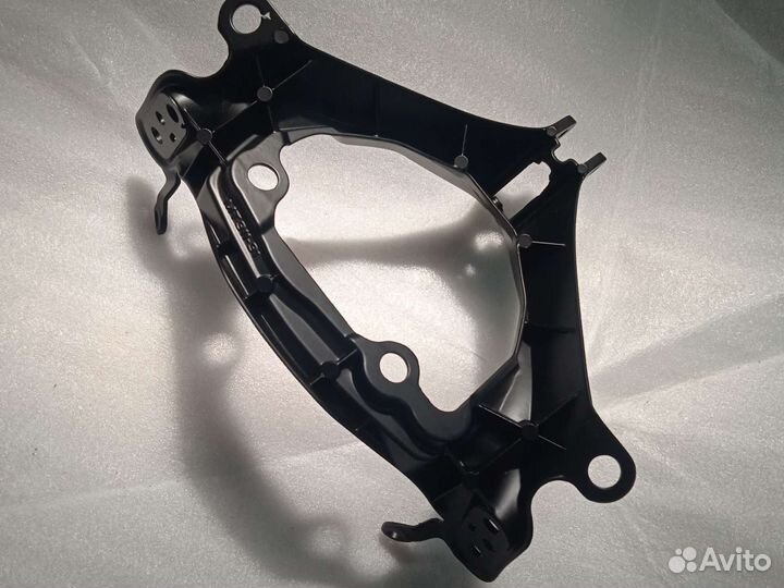 Паук, крепление фары Suzuki gsxr 600-750 11-16