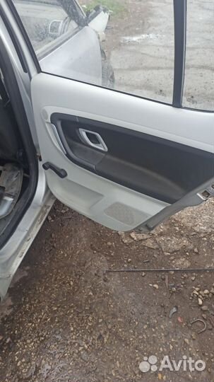 Дверные карты Skoda Fabia 2008