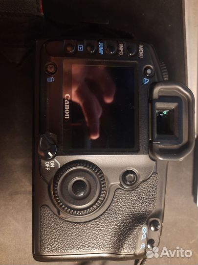 Зеркальный фотоаппарат canon 5d