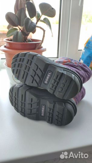 Зимние сапоги Sorel для девочки