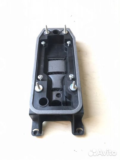 Кронштейн кулисы 3Q0713085 Passat B8