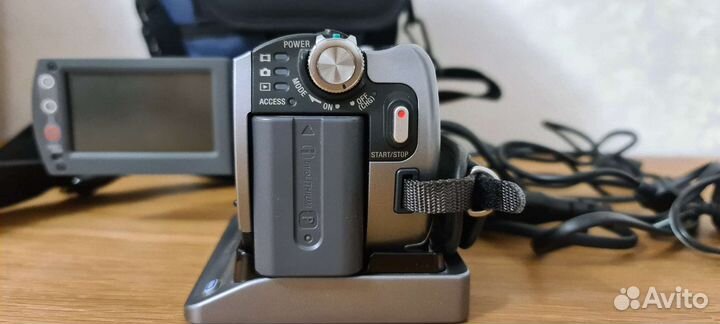 Видеокамера Sony DCP-SR50E полный комплект