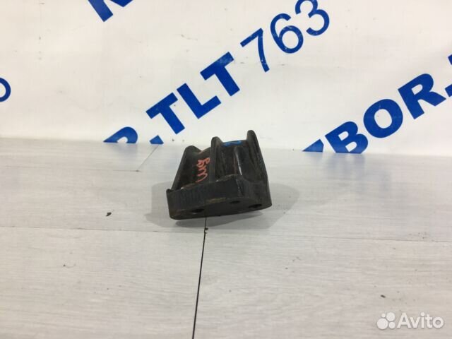 Кронштейн опоры двигателя правый KIA ceed JD рест