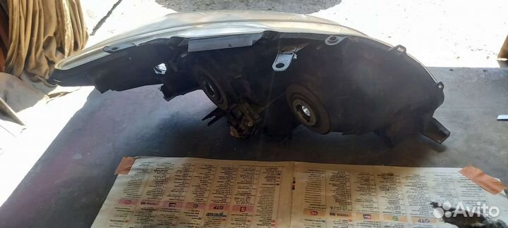 Фара передняя левая corolla 2013года
