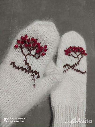 Варежки женские ручной работы