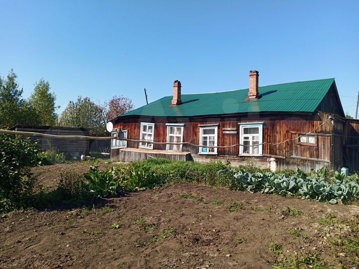 Дом 30 м² на участке 60 сот.