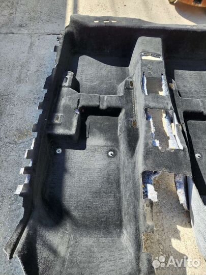 Ковролин на VW Passat B7 1.8TSI