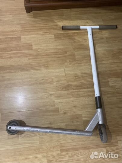 Трюковой самокат стрит