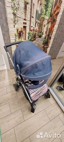 Прогулочная коляска трость