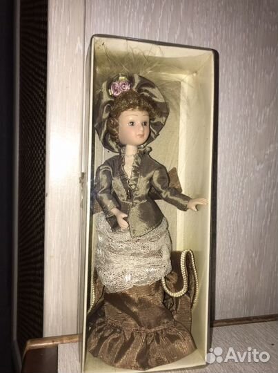 Коллекционная кукла