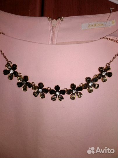 Платье пудрового цвета