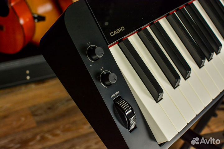 Цифровое пианино Casio + Аксессуары