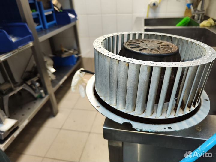 Монтаж систем вентиляции и кондиционирования