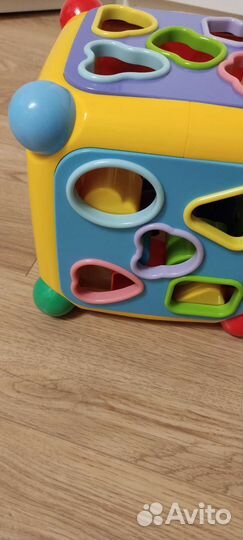 Развивающие игрушки куб