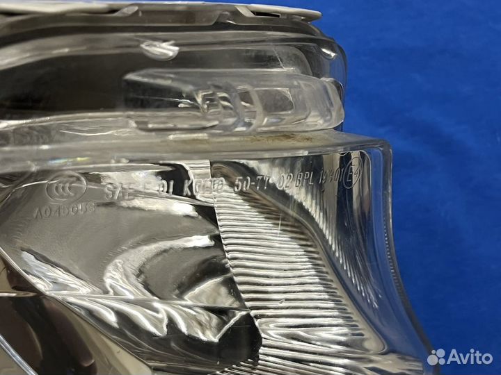 Фара противотуманная левая правая Lexus LS