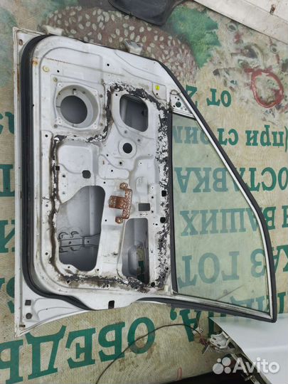 Mitsubishi Lancer 7 дверь передняя правая