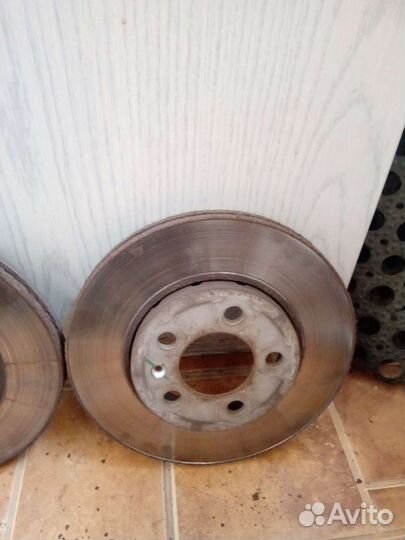 Диски тормозные передние