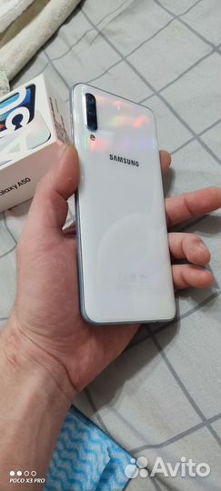 Samsung Galaxy A50, 4/64 ГБ