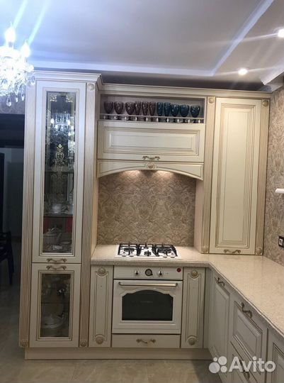 Кухонный гарнитур массив
