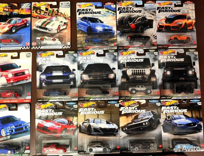 Hot Wheels Premium в наличии
