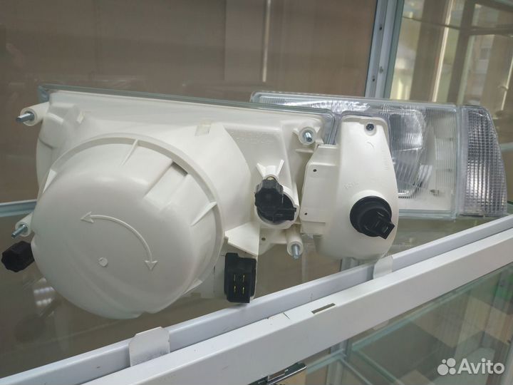 Фары Ваз 2108 2109 белый поворотник Новые