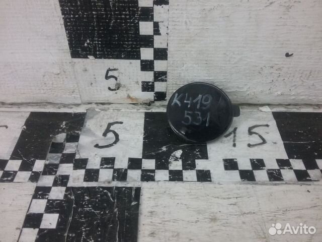 Заглушка буксировочного крюка переднего бампера Volkswagen Tiguan 2