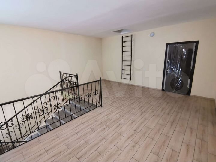 3-к. квартира, 84 м², 5/5 эт.