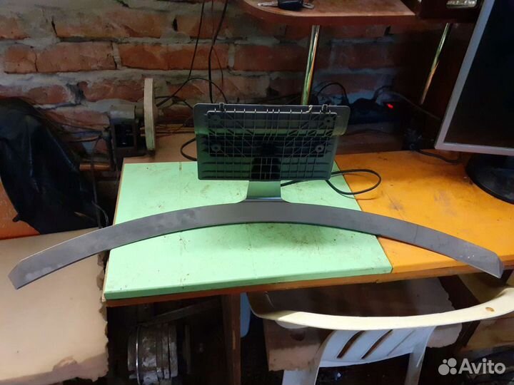 Подставки под телевизоры