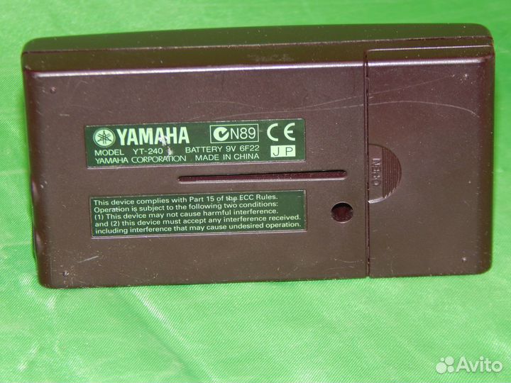 Метроном Тюнер/метроном Yamaha YT-240