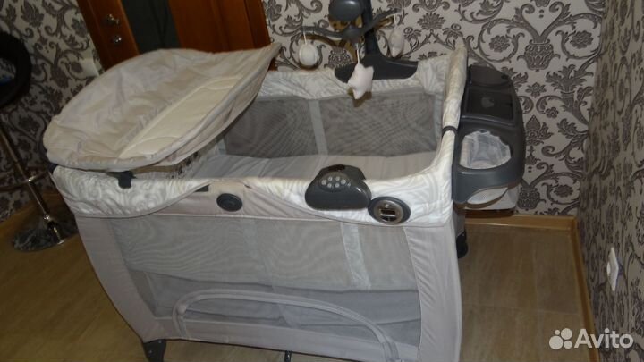 Кровать-манеж Graco Contour Electra Travel