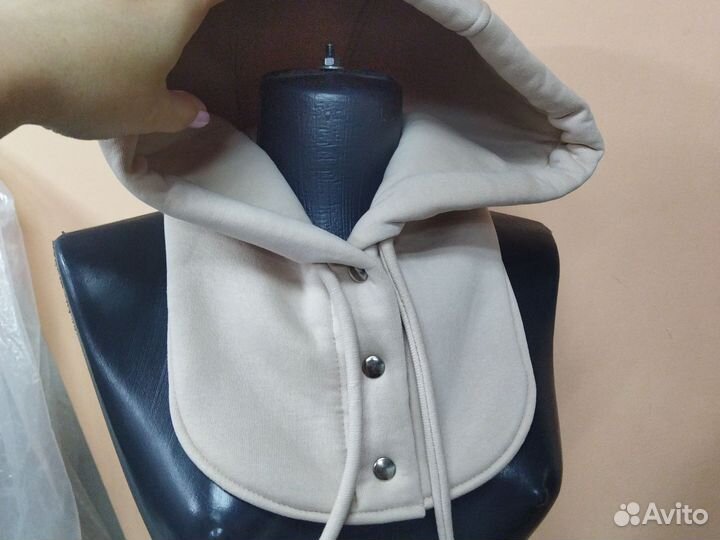 Капюшон женский