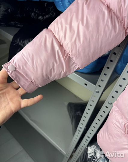 Пуховик Moncler pink с NFC женский