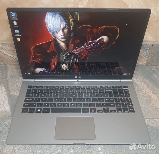 Сенсорный LG на i7-7500u