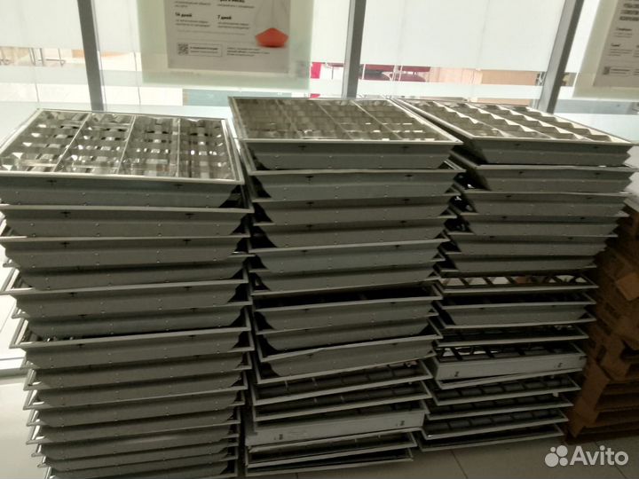 Светильник потолочный люминисцентный бу