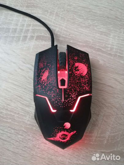 Игровая клавиатура и мышка