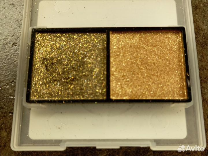 Тени для век Mary Kay