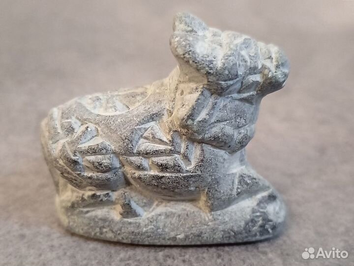 Статуэтка Бык Нанди из камня серая. Индия